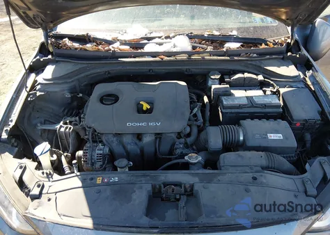 2018 Hyundai Elantra Value Edition z USA, uszkodzony, nr VIN 5NPD84LF1JH369083